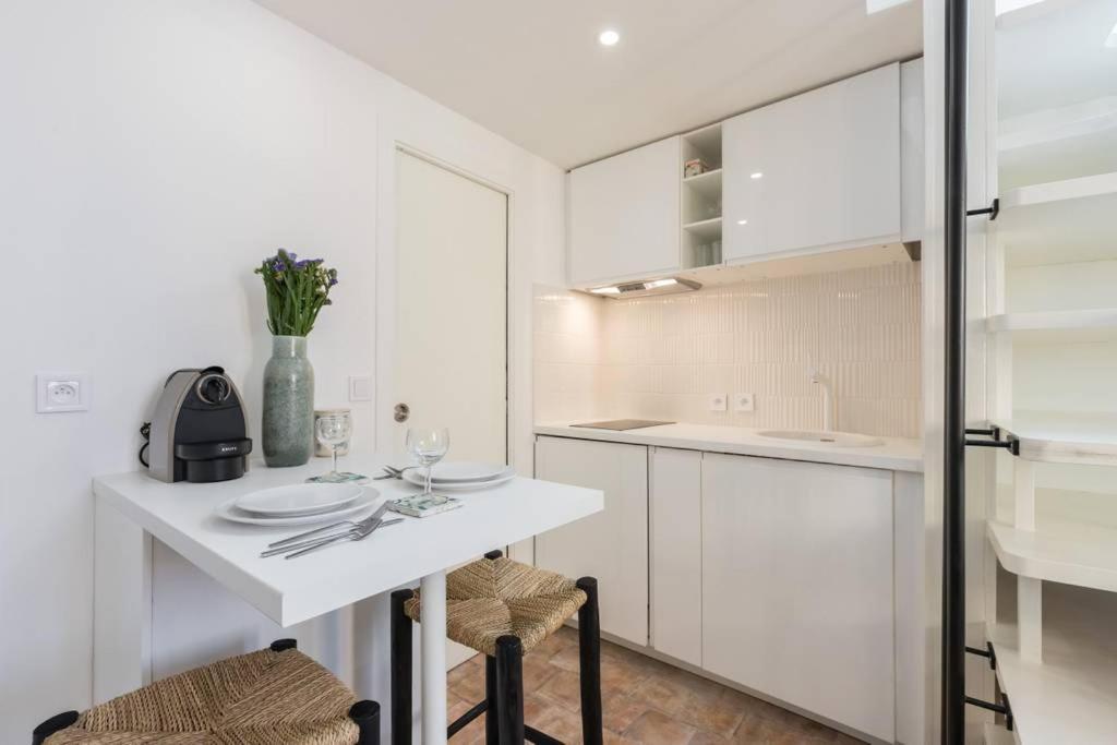 Malonat Duplex - Old Town Apartment Nisa Exterior foto