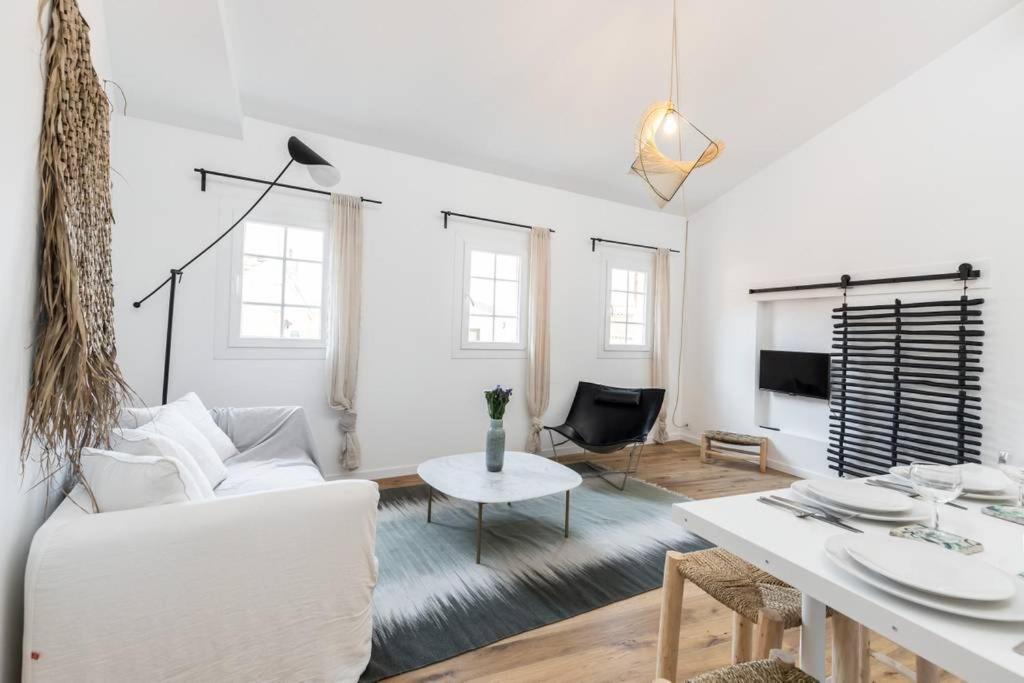 Malonat Duplex - Old Town Apartment Nisa Exterior foto